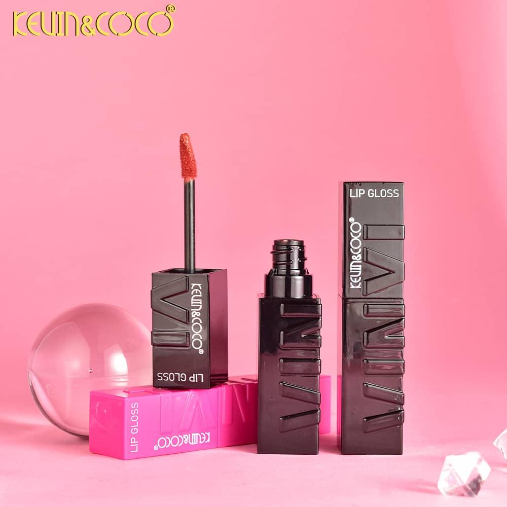 Unwind & Shine Makeup Kit - Image 2